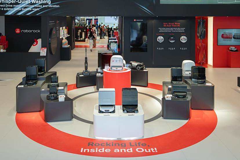 从扫地机到割草机：石头科技IFA 2025展示全场景清洁技术